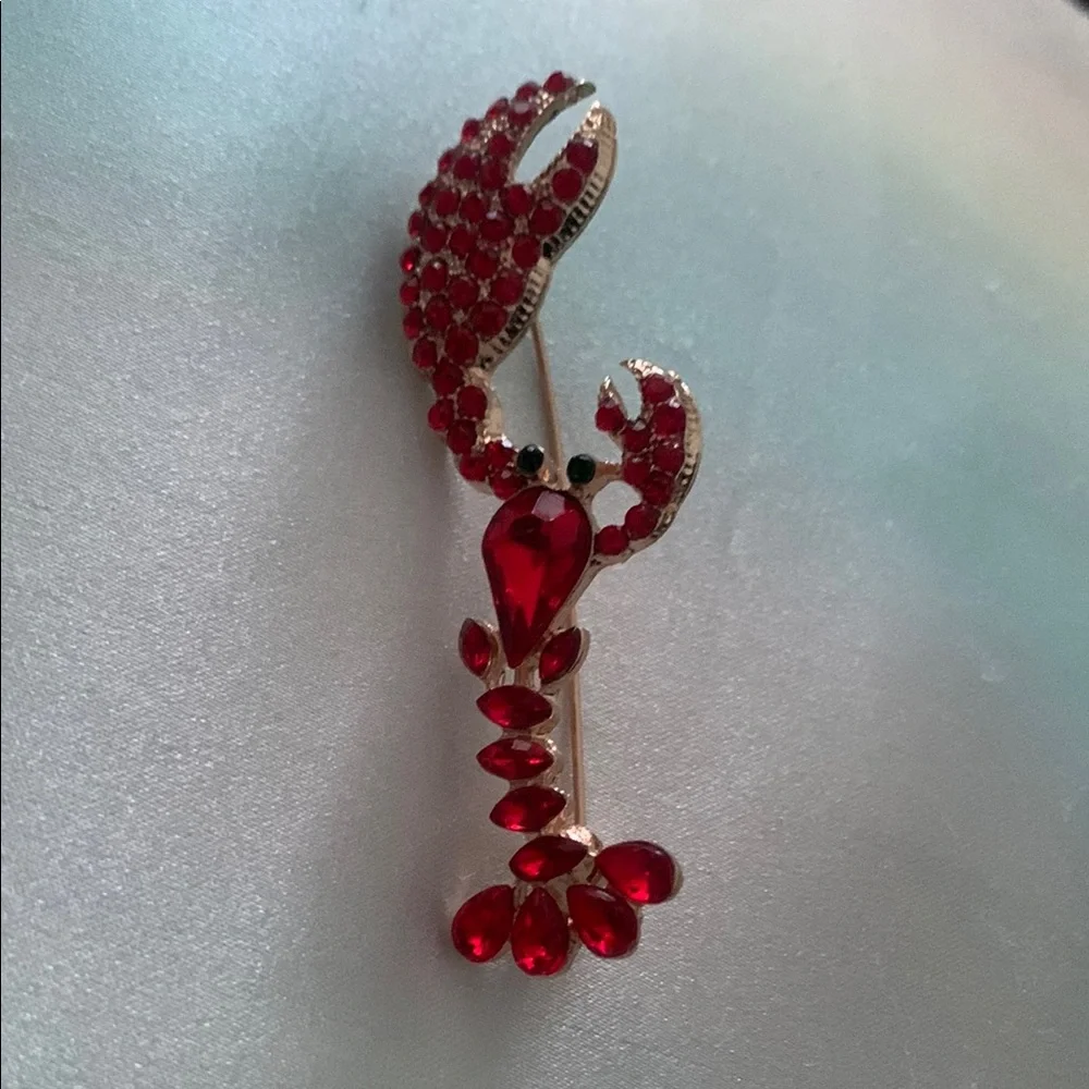 Red Lobster Brooch - Picture 2 of 3